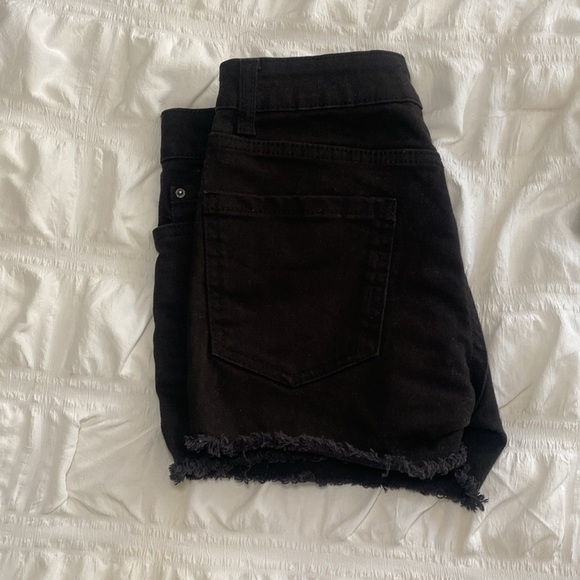 Primark Black Denim Shorts - Picture 2 of 2